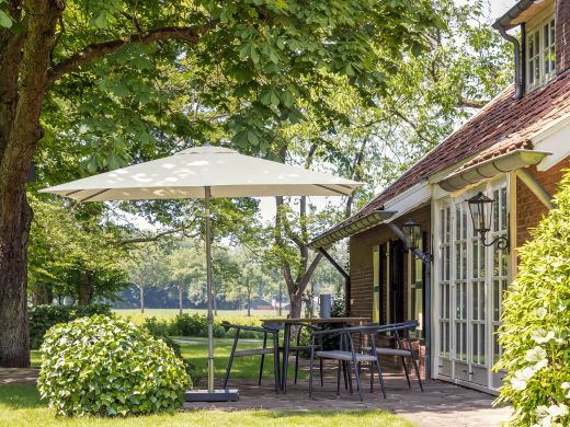 Shadowline Push-up parasol 240x240cm - Light Grey (excl. voet) (incl. beschermhoes)