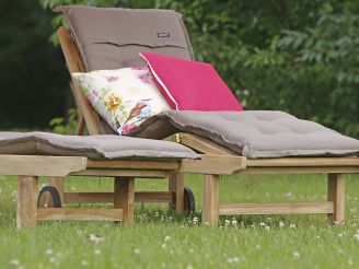 Sunyard Veronica ligbed met wiel - Natural Teak - Teakhout
