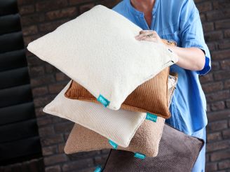Qnuss Qord warmtekussen 45x45cm - Coffee Brown (incl. powerbank)